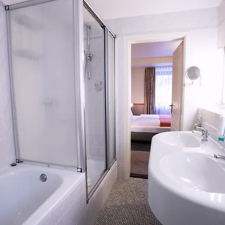 Trip Ariane 3* 科隆